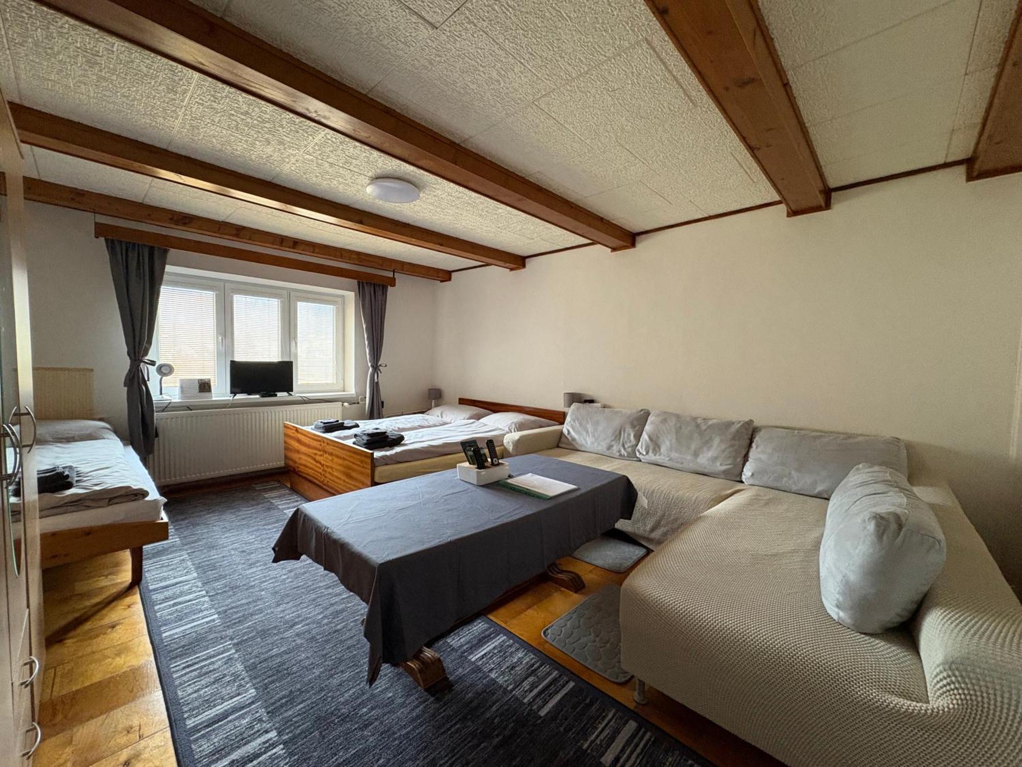 Podhorsky Apartman Materidouska Desná Exterior foto